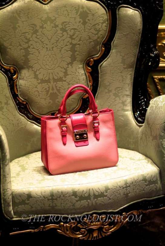 Miu Miu Display... Aoyama